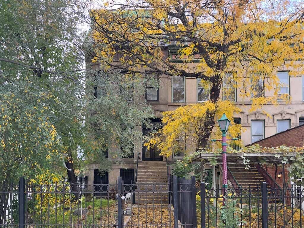 Primary Photo - 238 S Ashland Ave