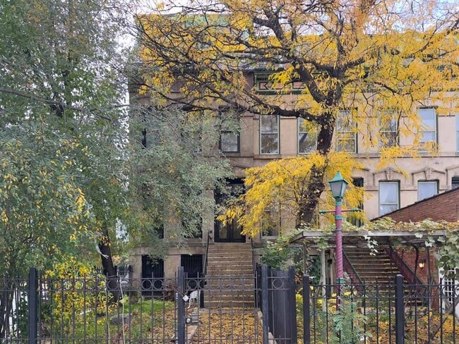 Building Photo - 238 S Ashland Ave