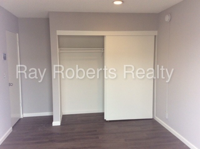 Foto del edificio - 120 ALBERT Pl