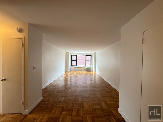 Foto del edificio - Fourth Avenue