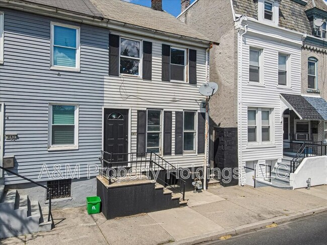Foto del edificio - 841 Jackson St