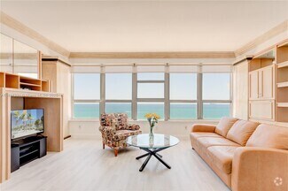 Building Photo - 4925 Collins Ave