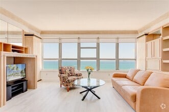 Building Photo - 4925 Collins Ave