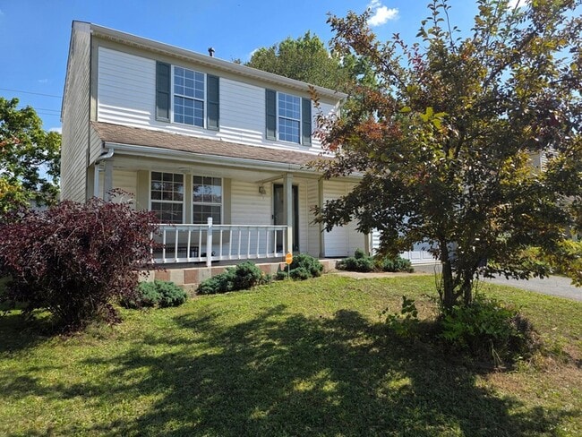 Foto del edificio - 7006 Finchley Dr