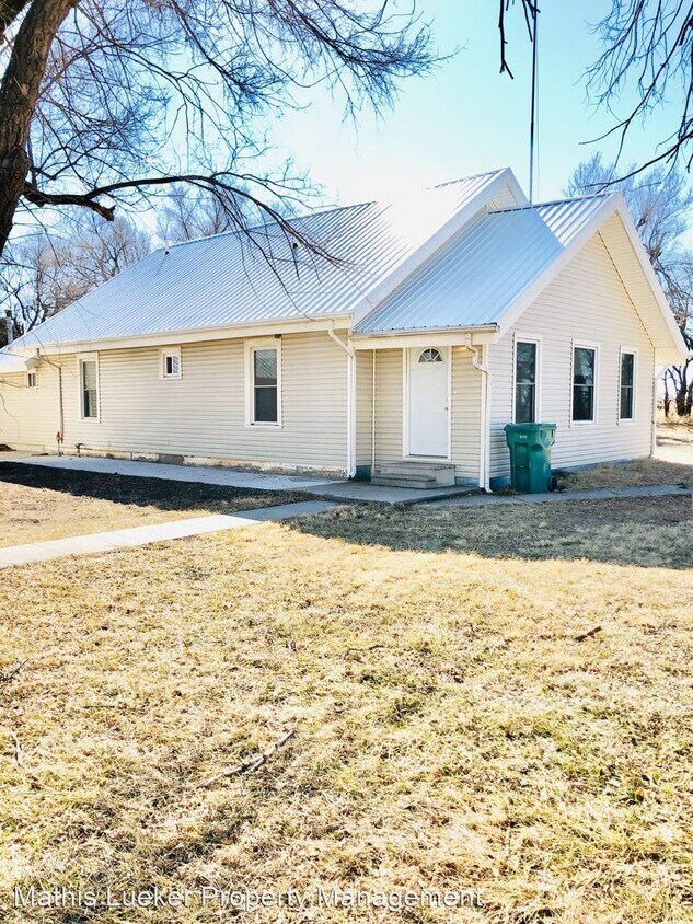 Foto principal - 3 br, 1.5 bath House - 4919 K157 Hwy