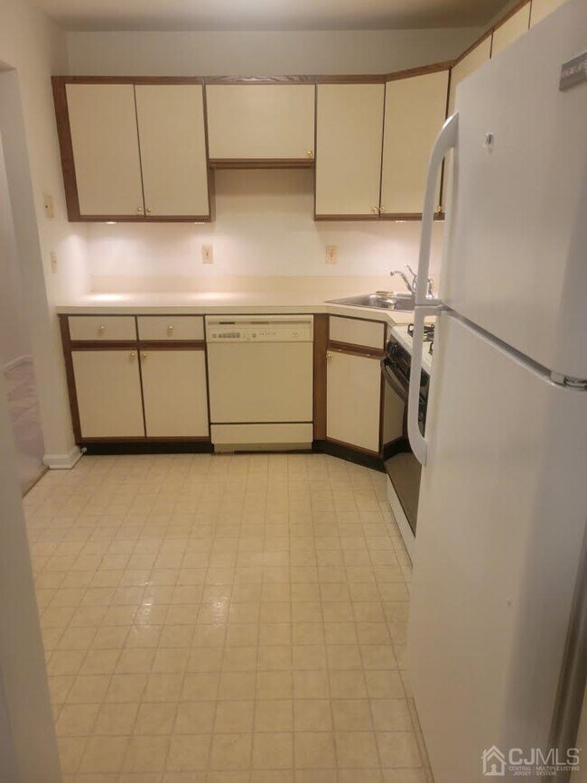 Foto del edificio - 1106 Stoneridge Cir