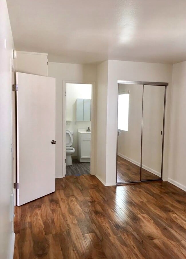 Building Photo - Gorgeous 1 bedroom  1 bath