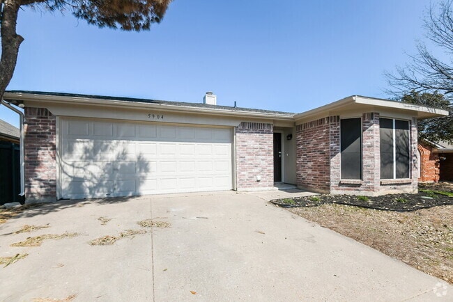 Building Photo - 5904 Heatherglen Terrace