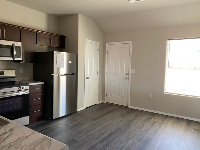 Foto del edificio - 2933 W Obsidian St