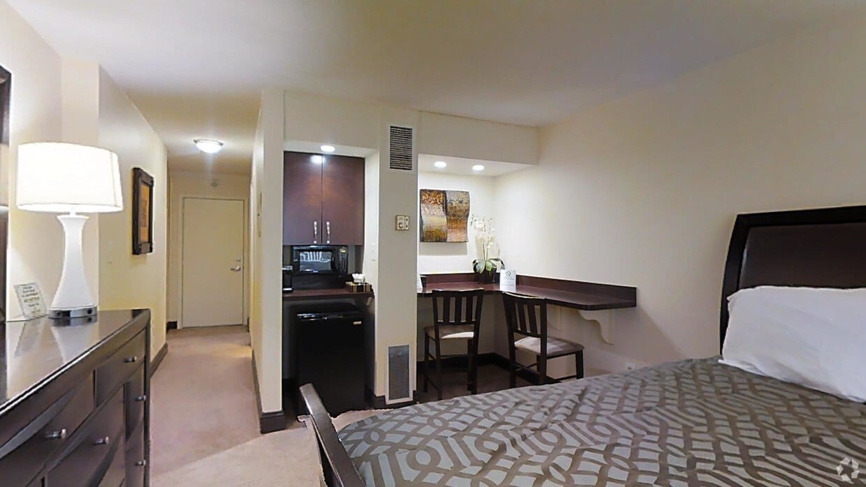 Photo - The Apartments at Charles Plaza