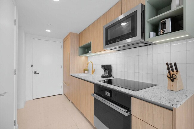 Foto del edificio - 601 NE 1st Ave