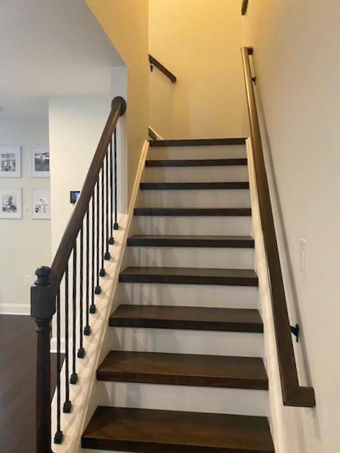 Foto del edificio - 8169 Heritage Dr