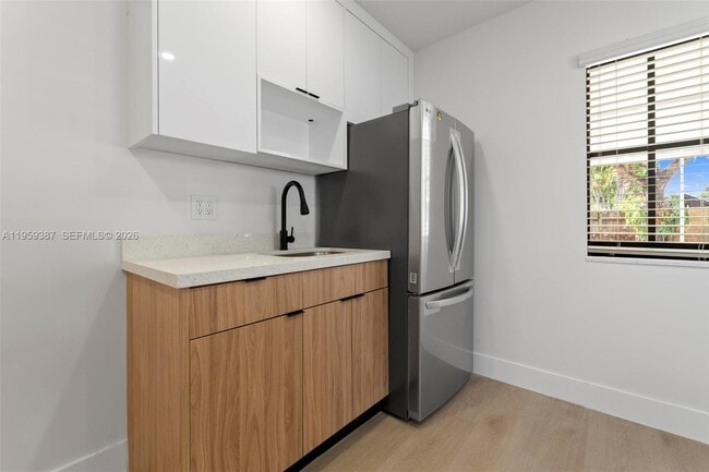 Building Photo - 1060 Pasco Jose De La Luz Y Caballero Ct