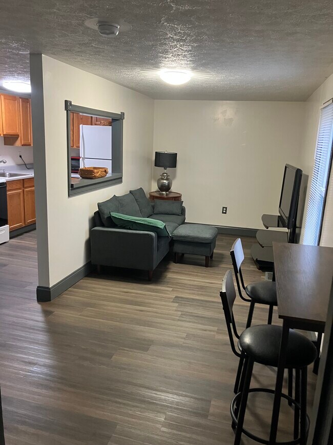 Foto del edificio - 101 Valor St