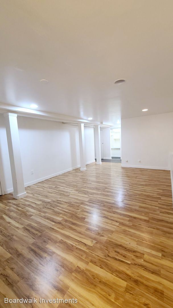Building Photo - 2 br, 2 bath House - 45 Staples Ave.