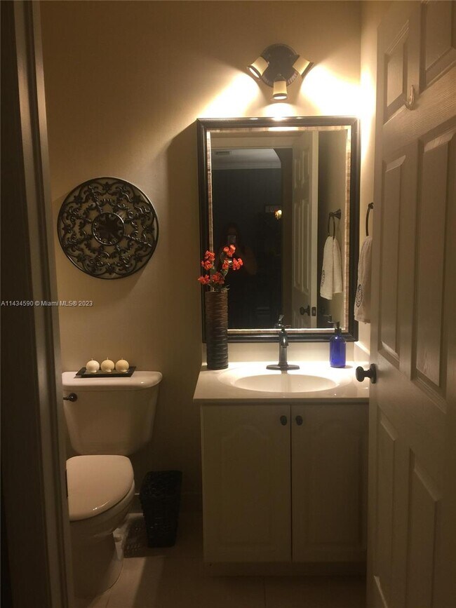 Foto del edificio - 16652 SW 71st Terrace