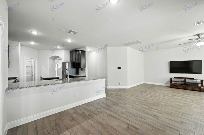 Building Photo - 16320 Brayton Rd