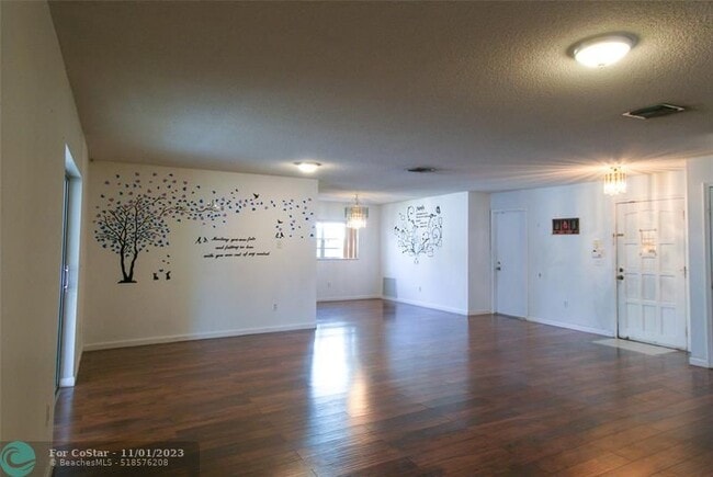 Foto del edificio - 22257 SW 61st Ave