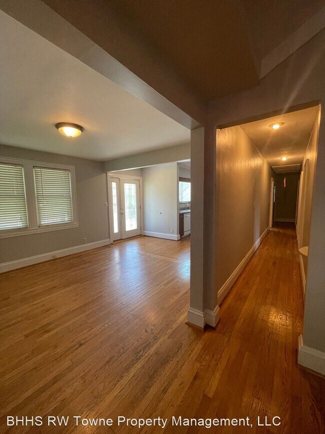 Foto del edificio - 4 br, 2 bath House - 1133 Buckingham Avenue