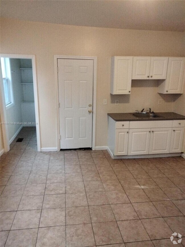 Deacon's Point Historic District Pet Friendly Apartments for Rent