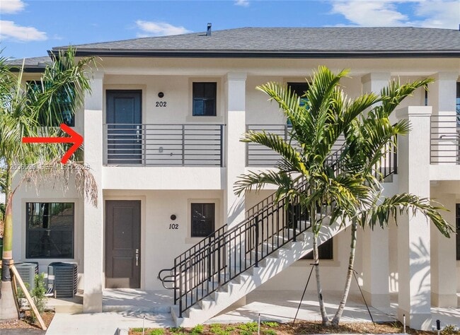 Building Photo - 5750 SW 44th St