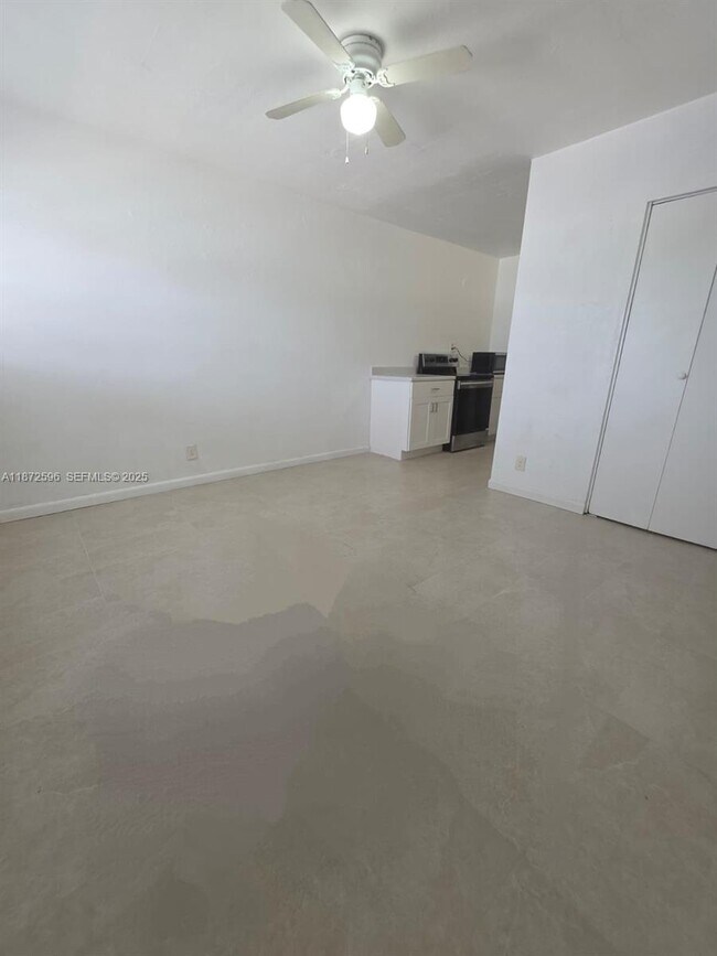 Foto del edificio - 511 NW 4th Ave