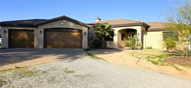 Foto del edificio - 10750 Union St