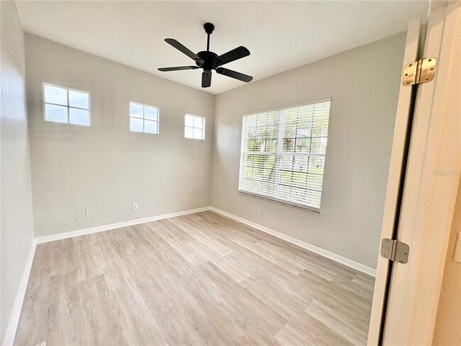 Building Photo - 9107 63rd Ct E