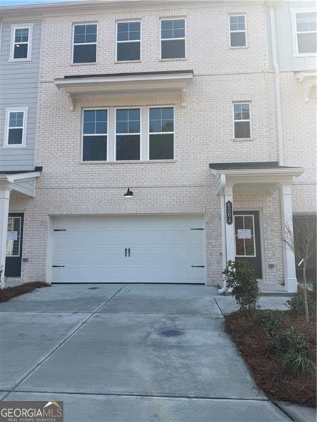 Building Photo - 6204 Kenbrook Dr