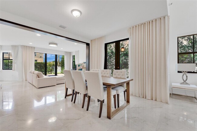 Foto del edificio - 10574 NW 70th Ln