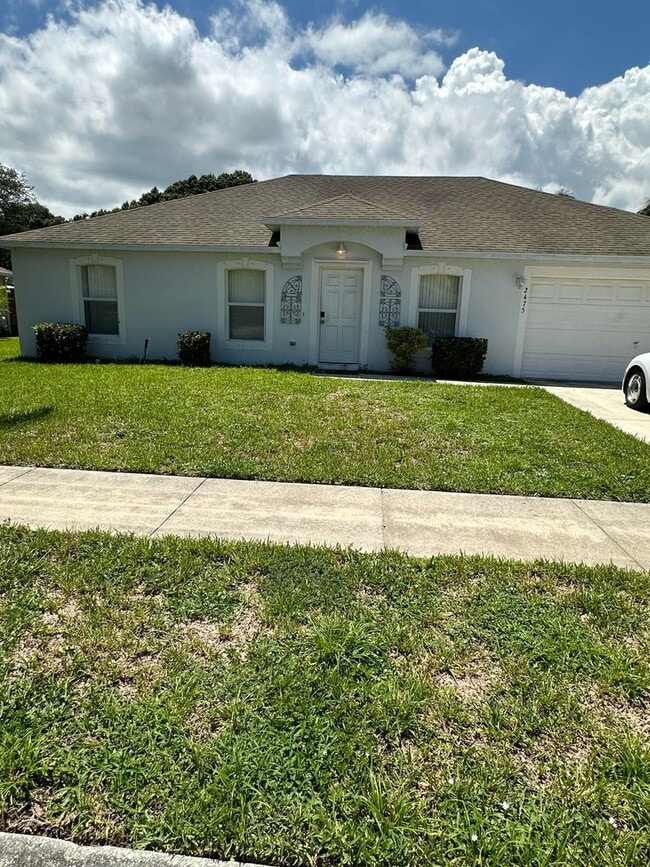 Building Photo - 2475 Compass Pointe Dr