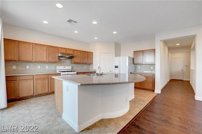 Foto del edificio - 7712 Buckhorn Island Ave