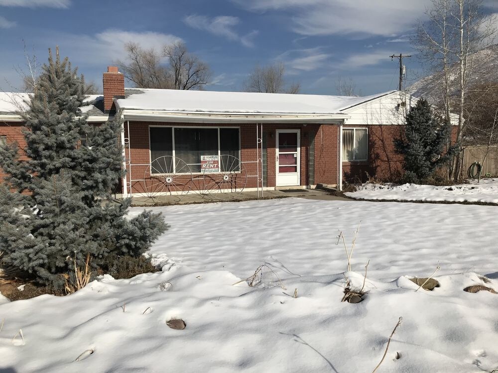 Primary Photo - 2231 E 6525 S