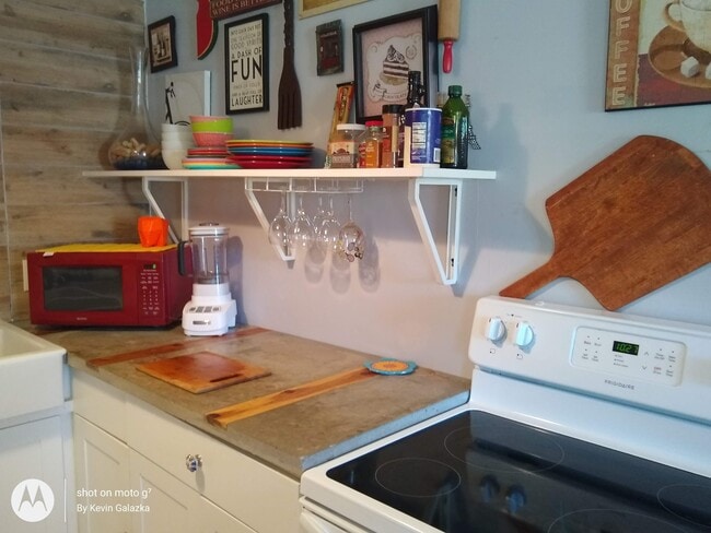 Foto del edificio - 311 Avanda Ct