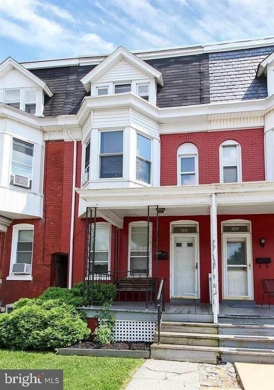 Primary Photo - 244 E Springettsbury Ave
