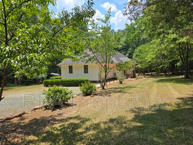 Building Photo - 7122 Ramblewood Dr