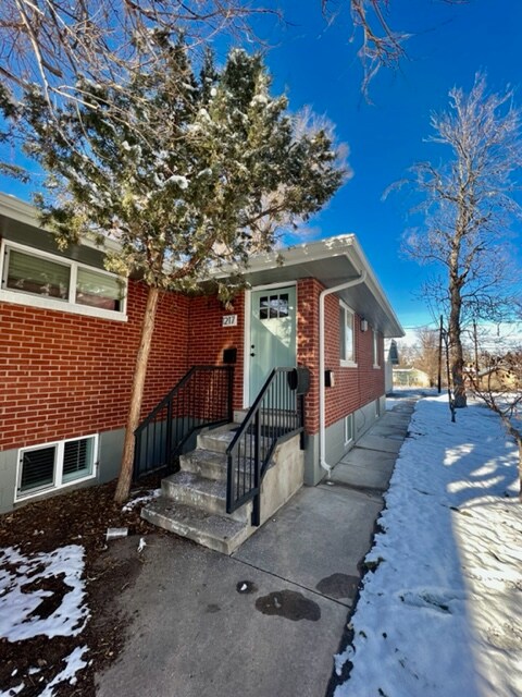 Primary Photo - 1217 12th St