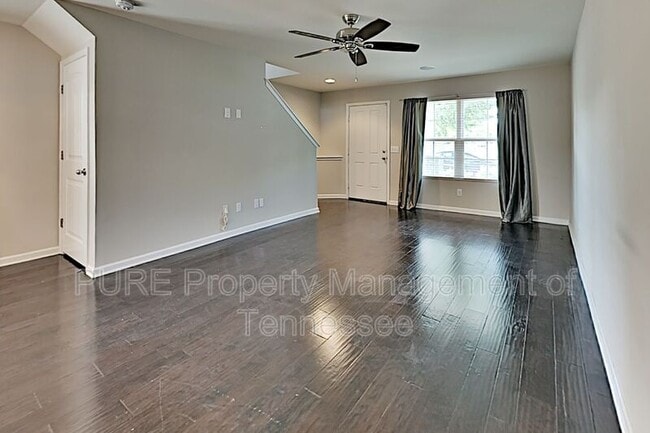 Building Photo - 2521 River Trail Dr