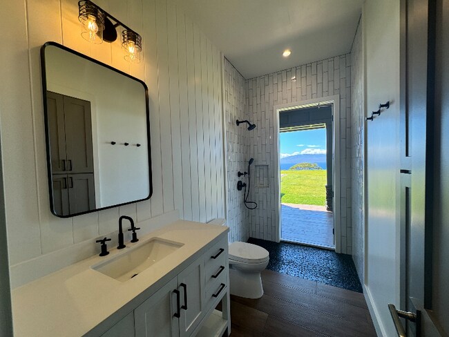 Foto del edificio - 170 Haniu St