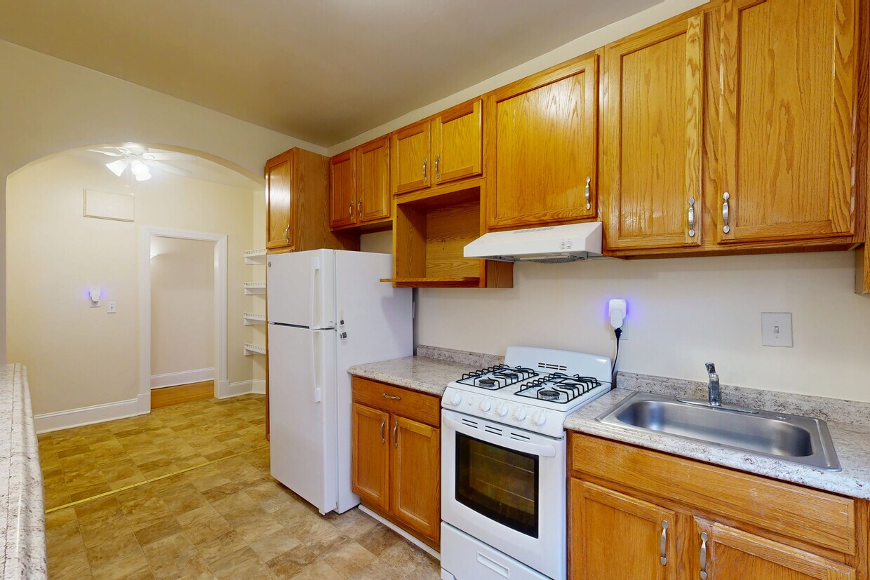 Photo - 1627 Lamont St NW Apartments