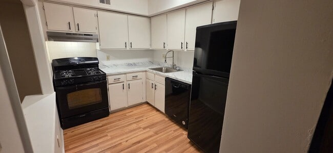 Foto del edificio - Stony Creek 2 Bedroom 2 Bath condo for rent $2,199/month