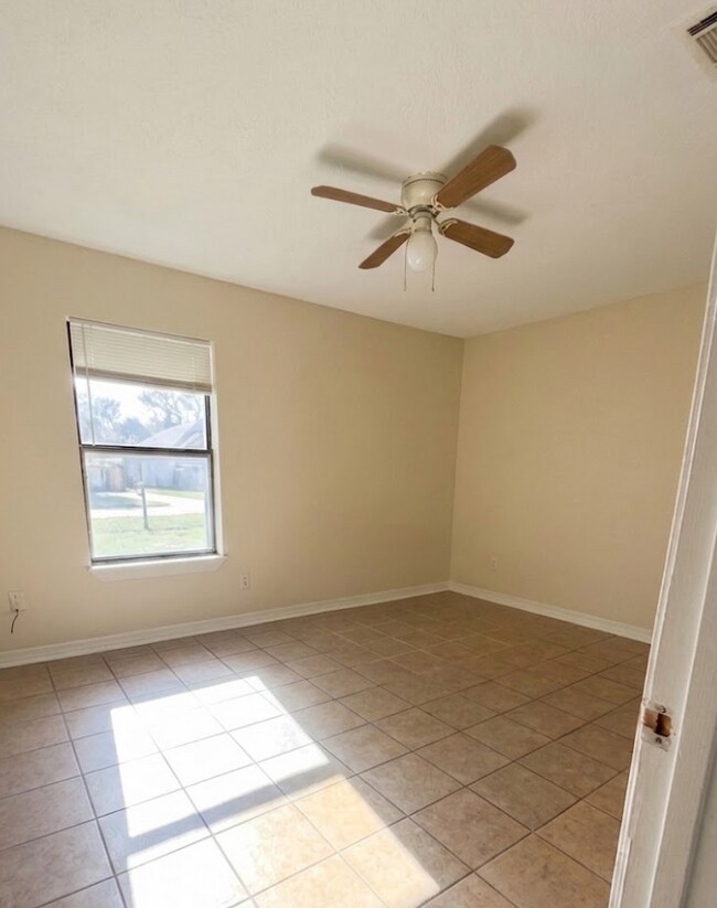 Building Photo - 6386 W Fairfield Dr