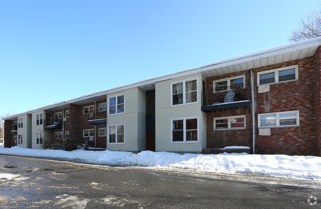 Building Photo - Vassar Garden Apartments