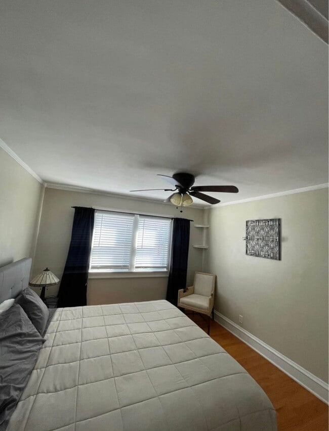 Upper - 1612 Union Ave