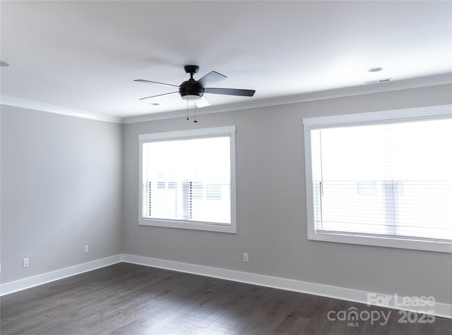 Foto del edificio - 1162 E 36th St