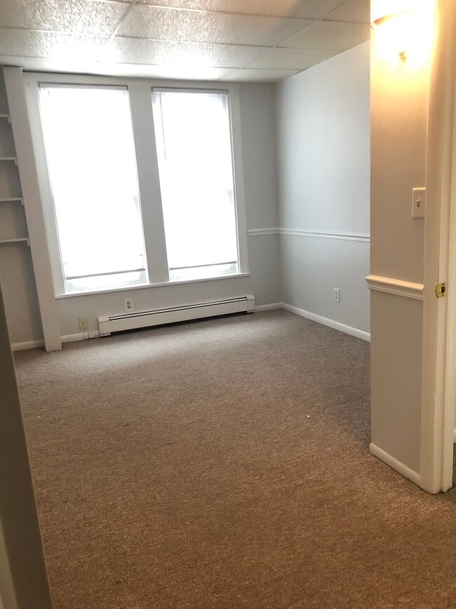 bedroom 2 - 811 Washtenaw Ave