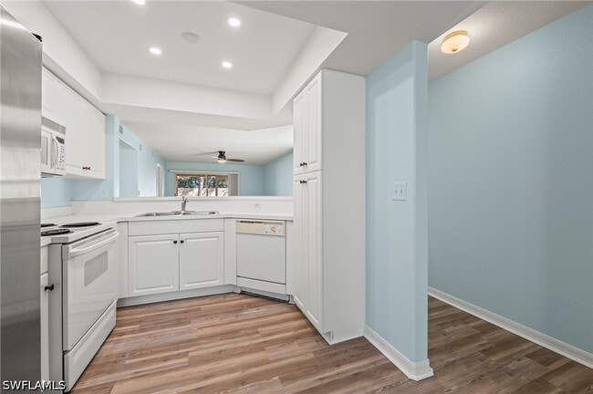 Foto del edificio - 26658 Little John Ct