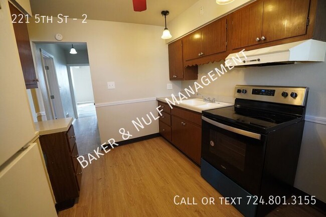 Building Photo - 2 bedrooms, 1 bathroom apartment in Wilmer...