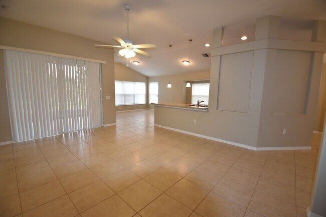Foto del edificio - 12511 Rockrose Gln