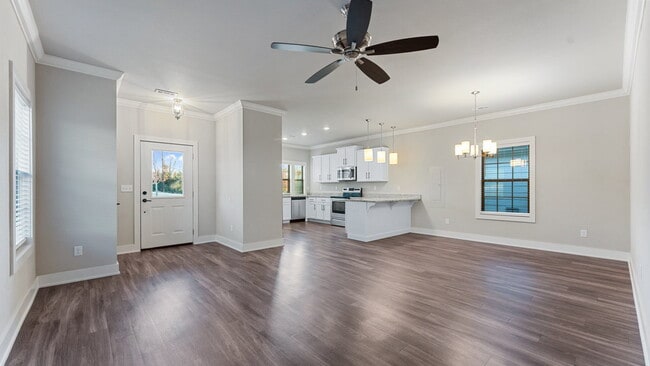 Foto del edificio - 1023 NE Hts Ln